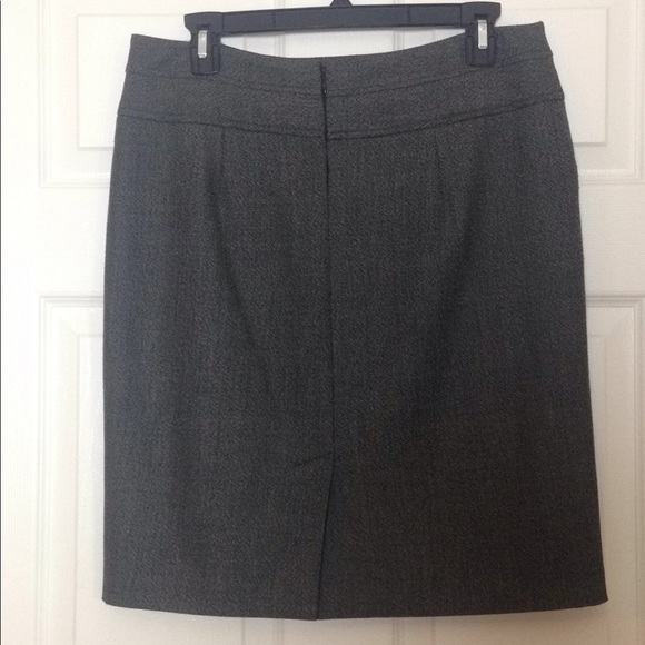 Vivianne Tam skirt - Picture 2 of 4